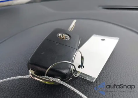 2017 Volkswagen Tiguan 2.0T Wolfsburg Edition from USA, damaged, VIN WVGRV7AX6HK006975